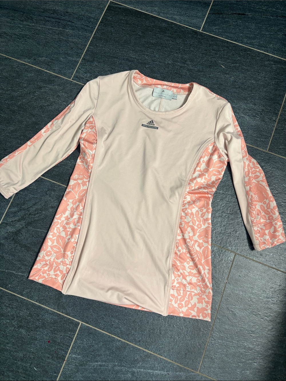 Stella McCartney barricade top 3/4 sleeve